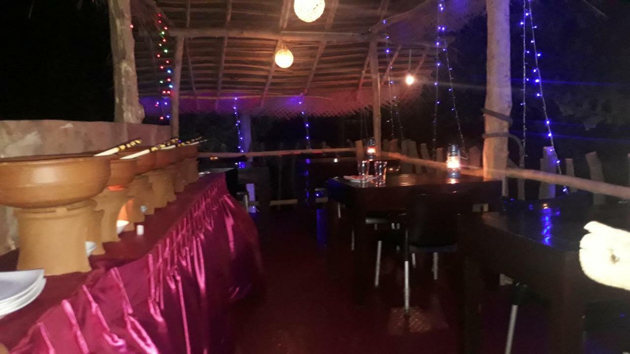 Granwin Hotel & Restaurant ダンブッラ エクステリア 写真